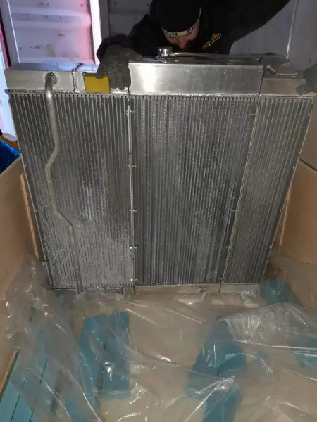 Радиатор охлаждения ДВС LG876N оригинал