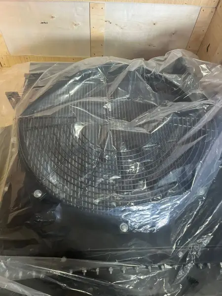 Радиатор охлаждения ДВС CDM 835 оригинал