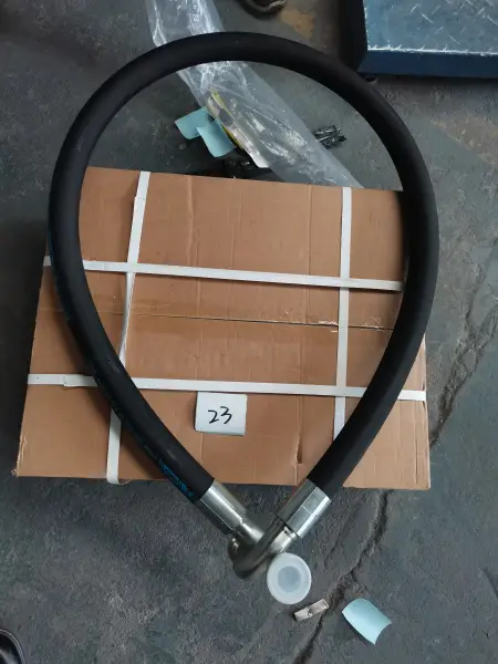 РВД слива масла с гидрораспределителя