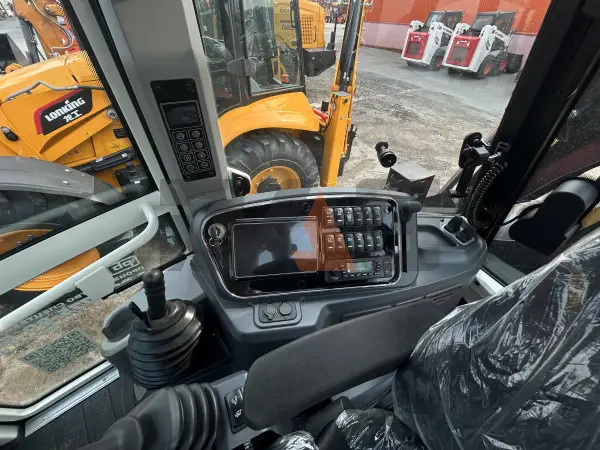 Экскаватор-погрузчик Профессионал PB991S купить в Екатеринбурге
