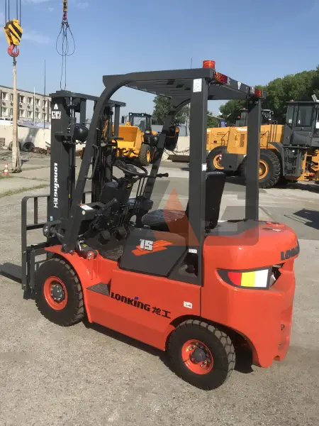Дизельный вилочный погрузчик Lonking FD15T купить в Екатеринбурге