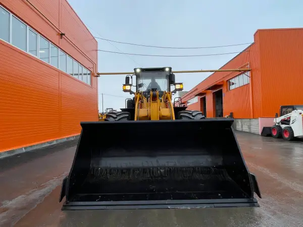Фронтальный погрузчик Lonking CDM853 AGRI