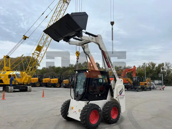 Мини-погрузчик Lonking CDM312 купить в Екатеринбурге