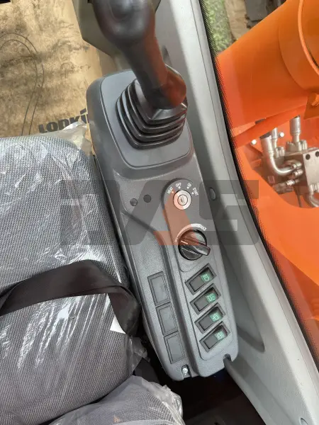 Экскаватор Lonking CDM6490F купить в Екатеринбурге
