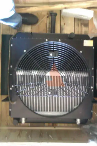 Радиатор охлаждения ДВС CDM 833 оригинал