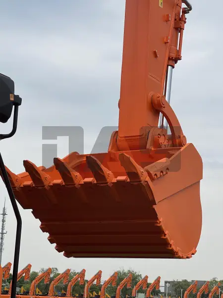 Экскаватор Lonking CDM6490F купить в Екатеринбурге