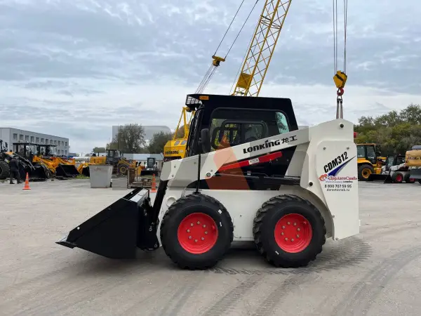 Мини-погрузчик Lonking CDM312 купить в Екатеринбурге
