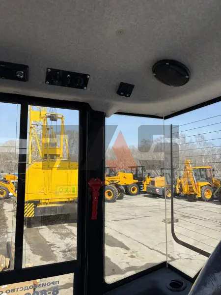 Фронтальный погрузчик Профессионал РВ30 купить в Екатеринбурге