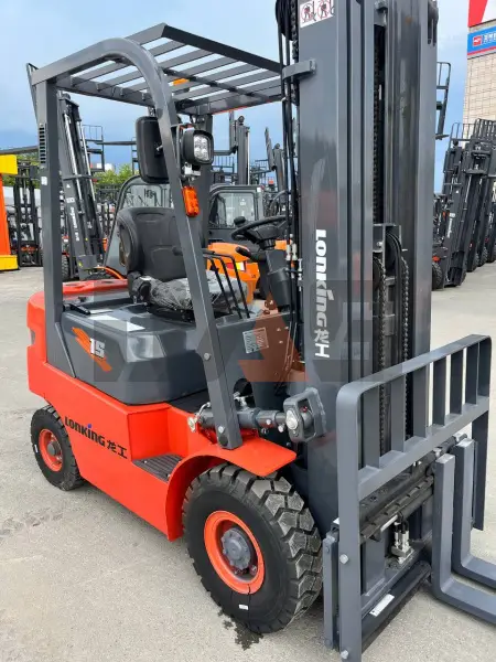 Дизельный вилочный погрузчик Lonking FD15T купить в Екатеринбурге