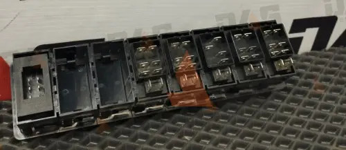 Блок клавиш (низ кабины) LG876 оригинал